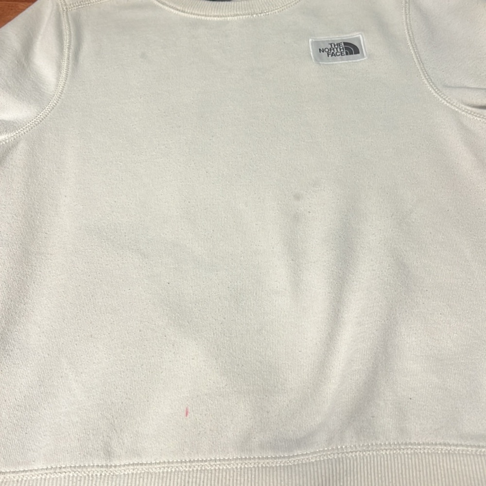 The North Face Kids Cream Small (7-8) sweatshirt, FLAWED. See description/pics - Picture 4 of 7